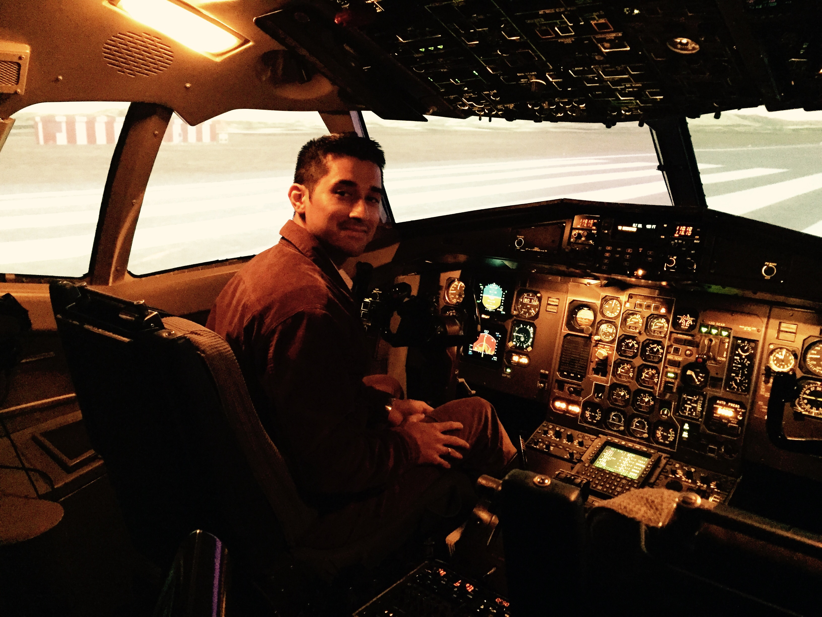 samarth-singh-captain-capt-atr-pilot-cockpit